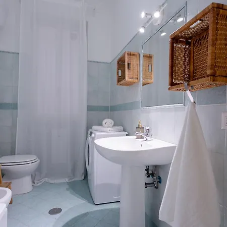 Perfetto Per Famiglie Accogliente E Spazioso A 15 Min Dalla Metro