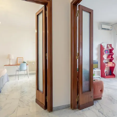 Perfetto Per Famiglie Accogliente E Spazioso A 15 Min Dalla Metro Roma